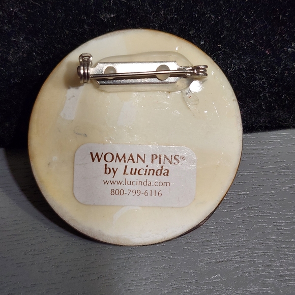 Designer costume fashion jewelry art woman pin brooch by Lucinda - Picture 3 of 4